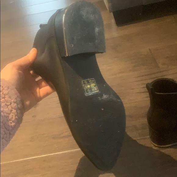 Black Ankle booties size 7 - Picture 3 of 3